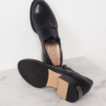 Buckle Shoe in Navy